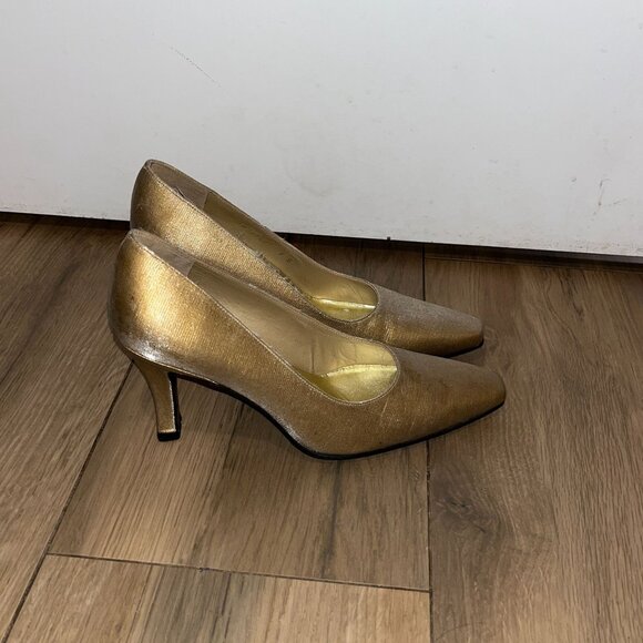 Stuart Weitzman Womans Size 6 Gold Satin Square Toe Pumps High Heel Shoes - Picture 4 of 9
